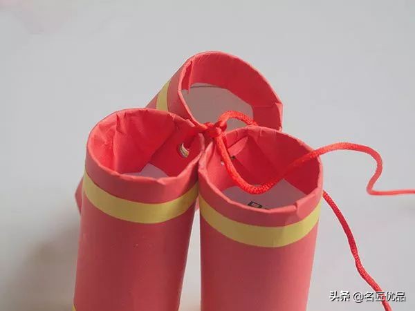 元旦手工彩纸鞭炮,元旦节手工鞭炮