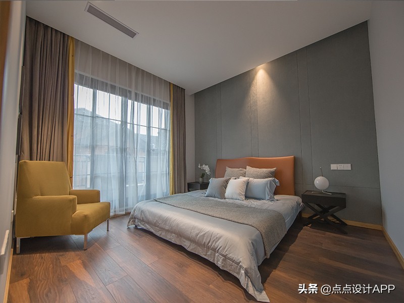 马艾洋作品：600㎡别墅，装修花450W，只看完楼梯就默默转身离开