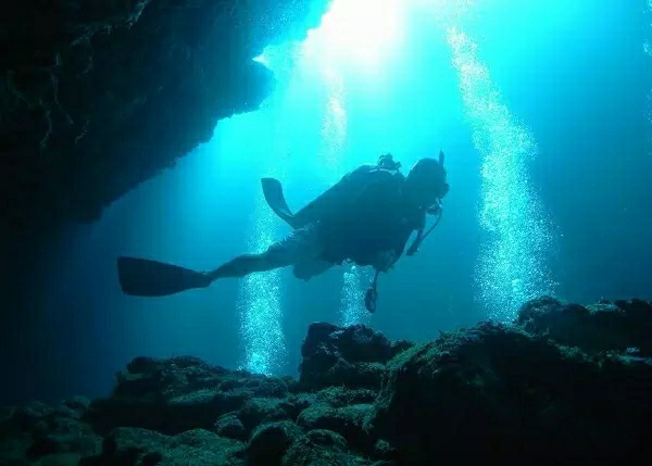 海南临高鬼岛视频,海南无人岛吓人吗