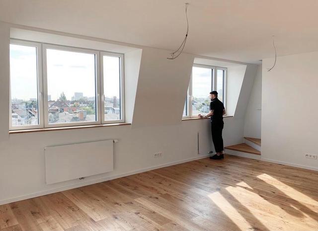 德国夫妇的二人世界:从无到有,全屋简约精致,治愈许多人