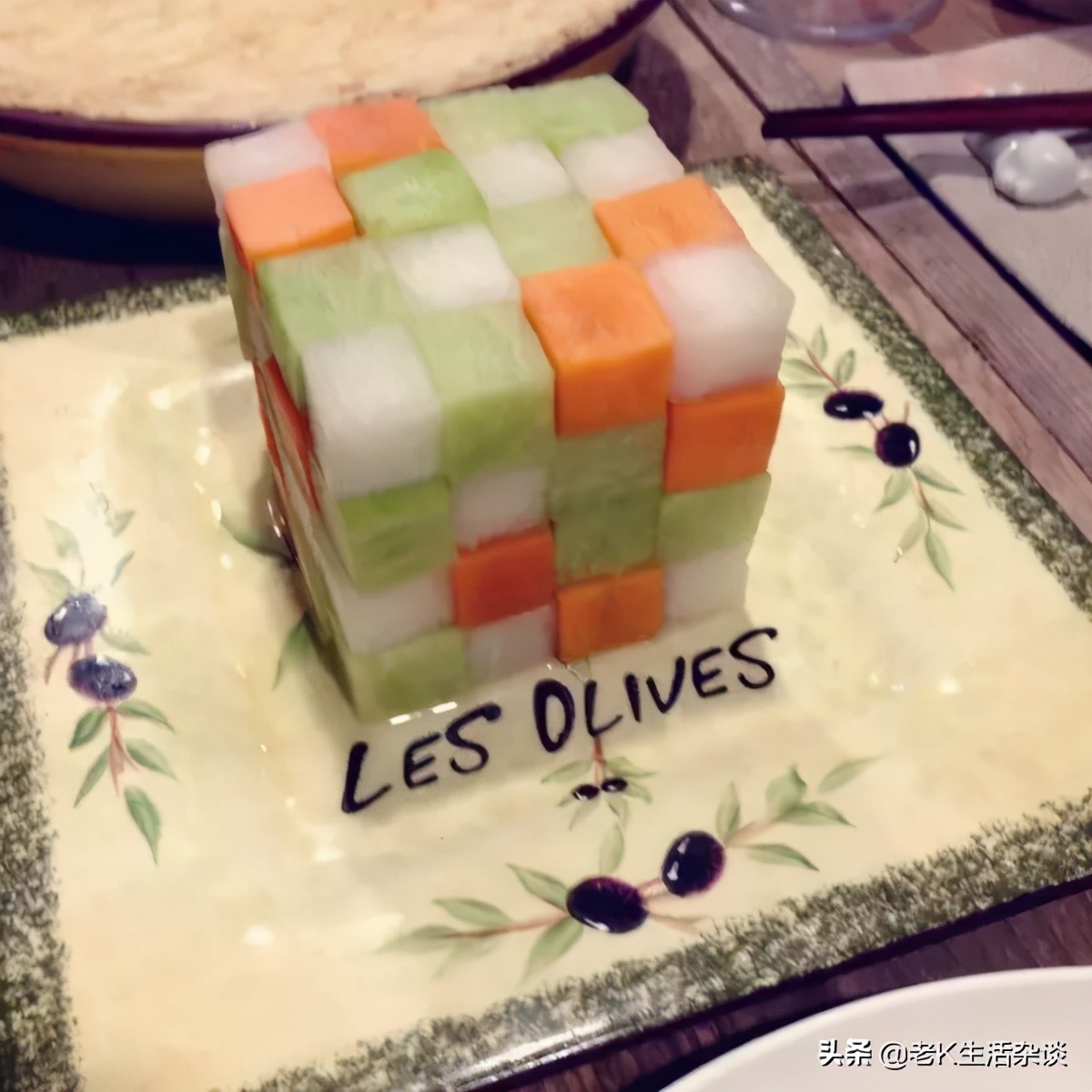 菜名真的很有意思,一些听起来高大上的菜名