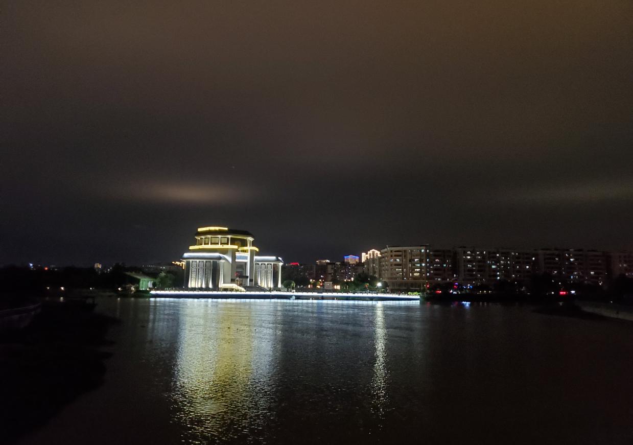 三星galaxys10的缺点优点 (三星galaxy s10怎么样2020年)