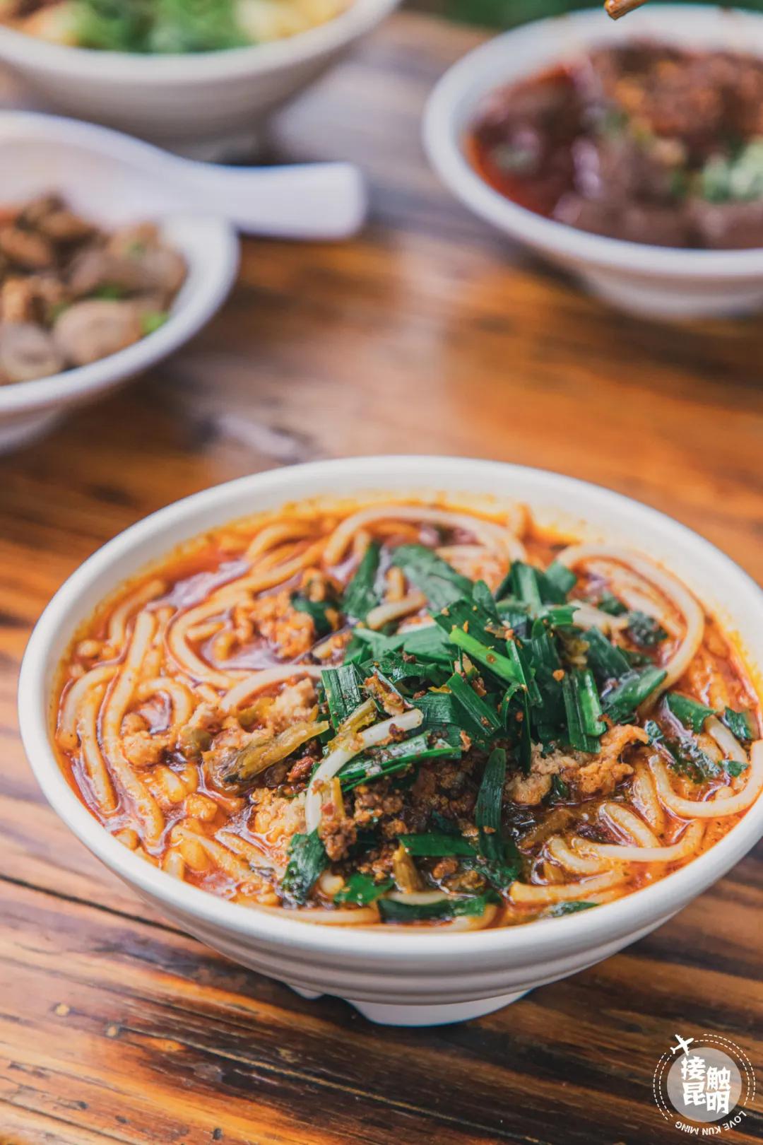 官渡古镇玉石假吗,官渡古镇买银饰会被坑吗