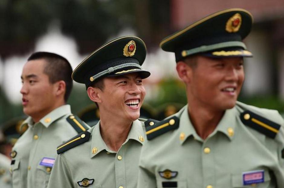 大学生当兵报名没选上会怎么样,大学生考军校没考上怎么办