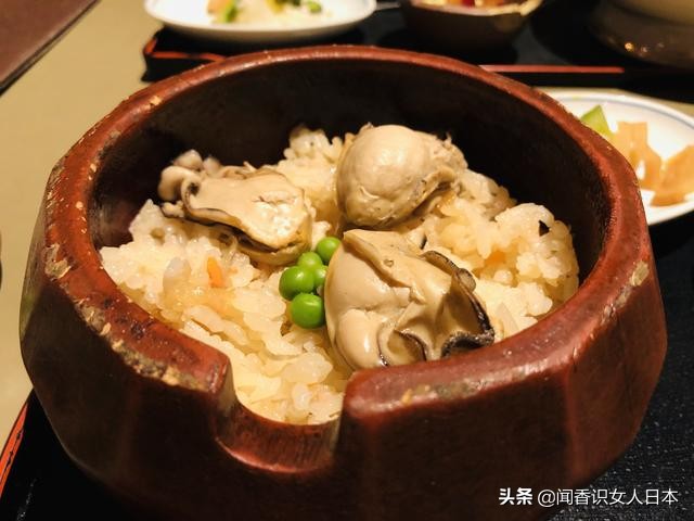 日本最美夜景,日本最美水上光影隧道