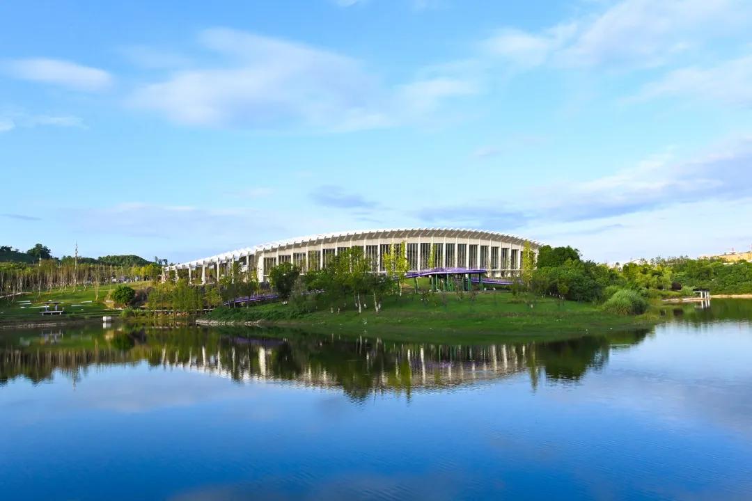 南充嘉陵江边又添一景,嘉陵江畔