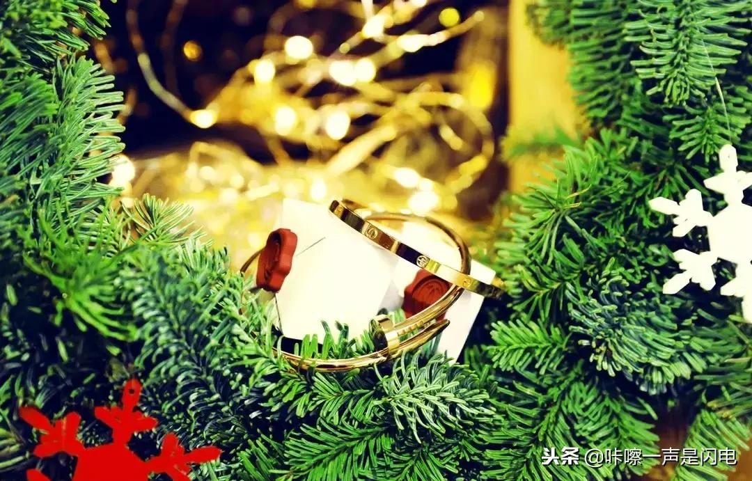 来认识一下宇宙第二时尚博主|5000件衣服只够穿一季