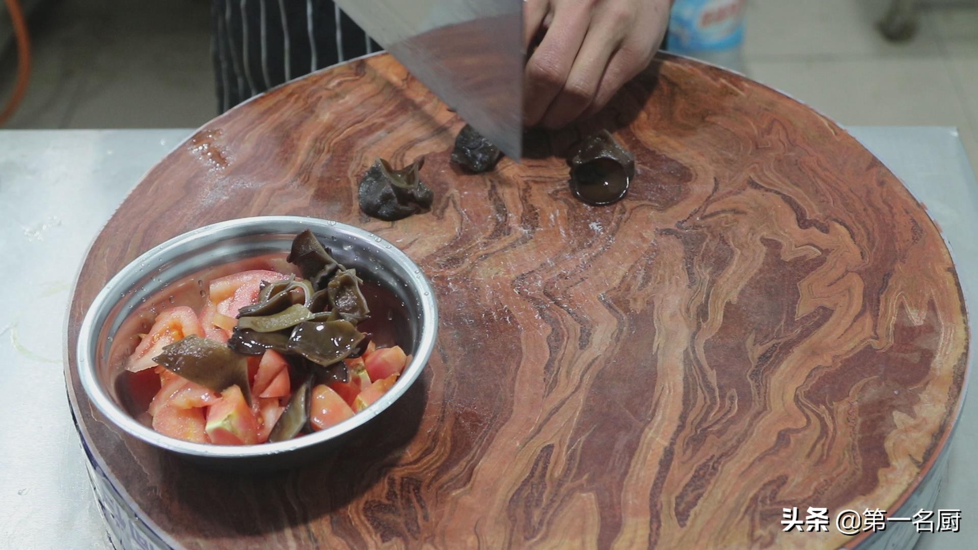 鸡蛋汤家常简单做法酸辣,鸡蛋汤最好喝的做法