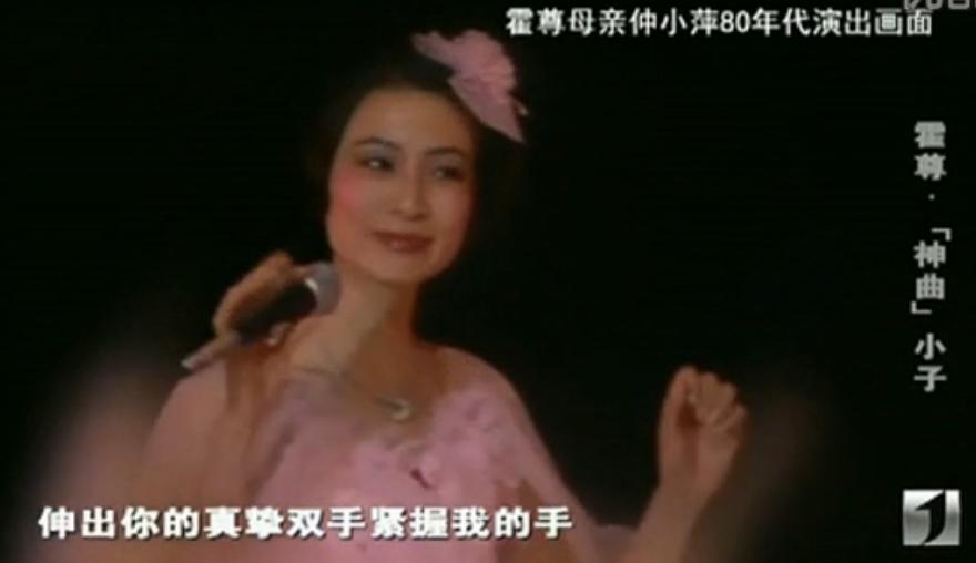 吴亦凡和霍尊的成长经历,值得家长认真分析,家有男孩引以为鉴