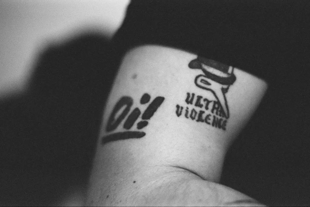 蒸汽朋克纹身和哥特纹身,又纹身又穿鼻环