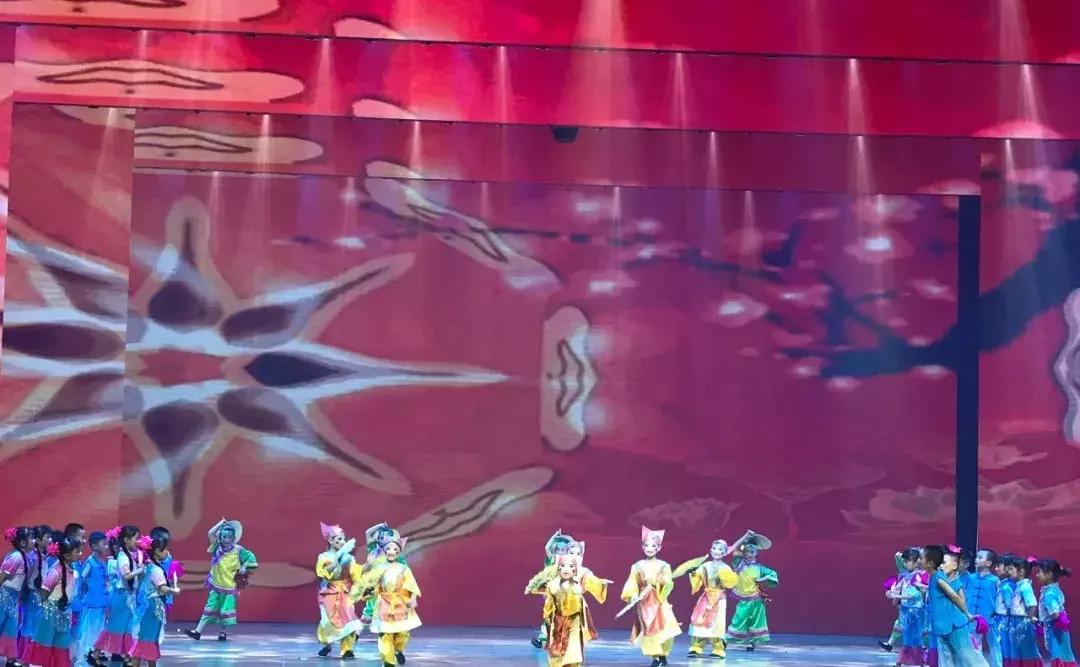 江西赣州大余采茶戏,赣南南康采茶戏团演出上广东