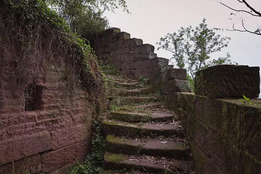 渝北枇杷正黄，冒冒失失穿越铁壁、胜保、斗碗三寨