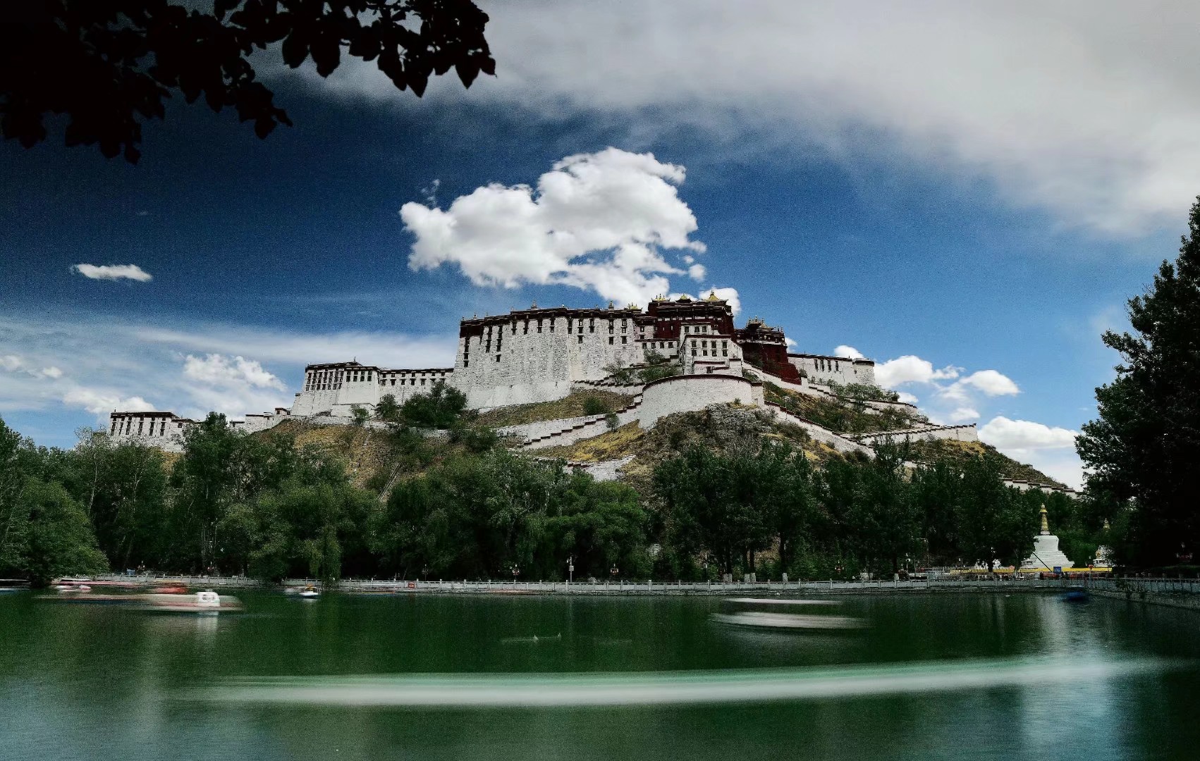 广东自驾游布达拉宫记录,川藏318雄伟的布达拉宫