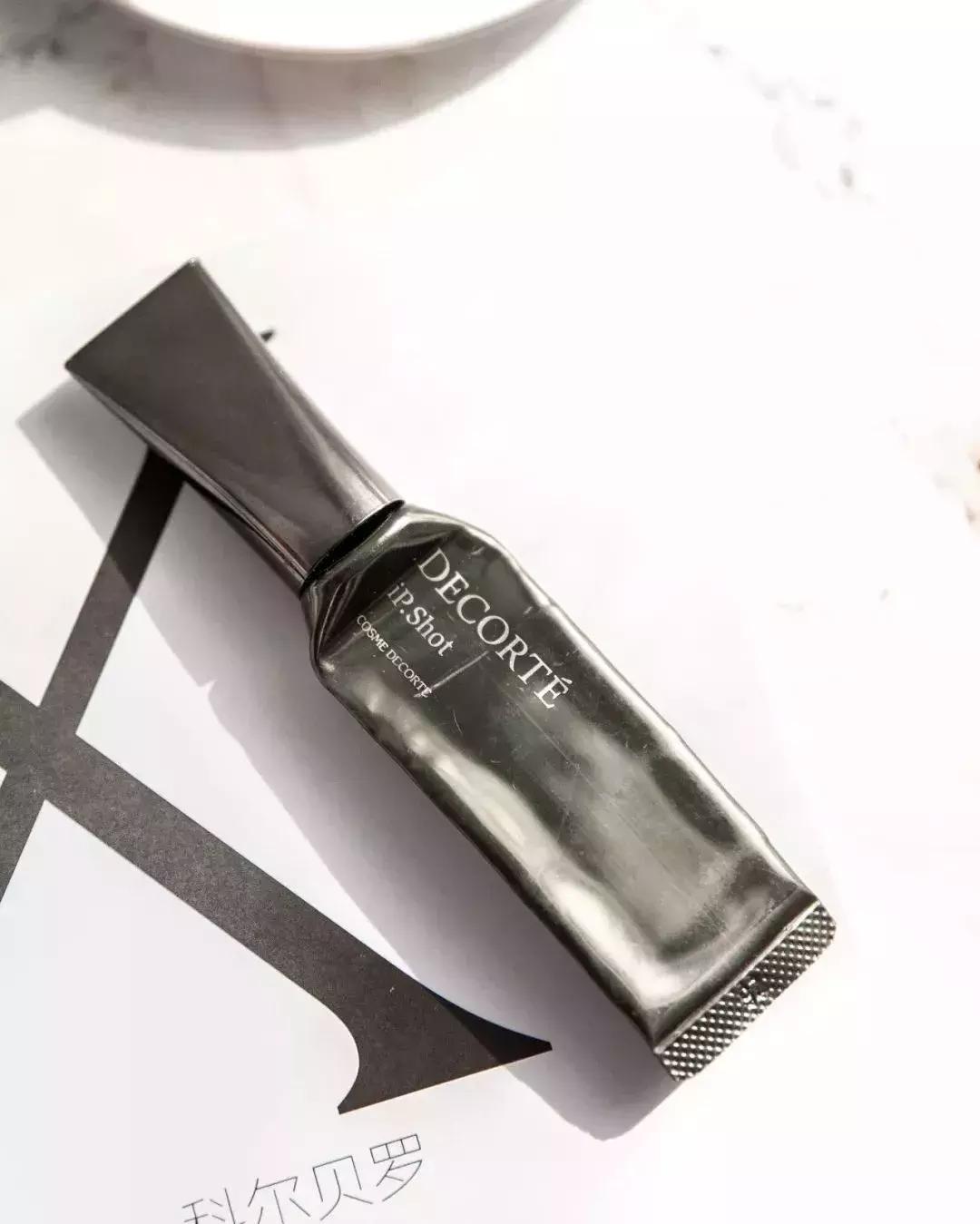 空瓶丨我空瓶的速度,经常被问到底有几张脸?