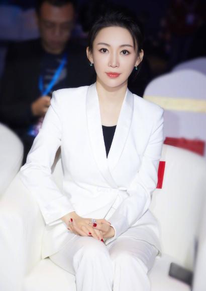 36岁身家8亿潘晓婷自曝择偶标准,潘晓婷如今多少岁