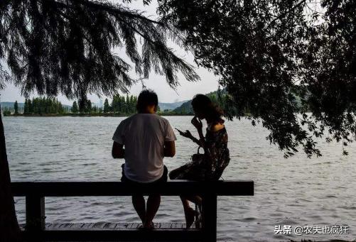 农村的光棍如何解决婚姻问题,农村光棍怎么自救的