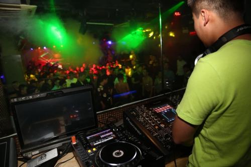 你的“啪啪啪”够安全吗？有“套”的生活才时尚！AHF温馨提示