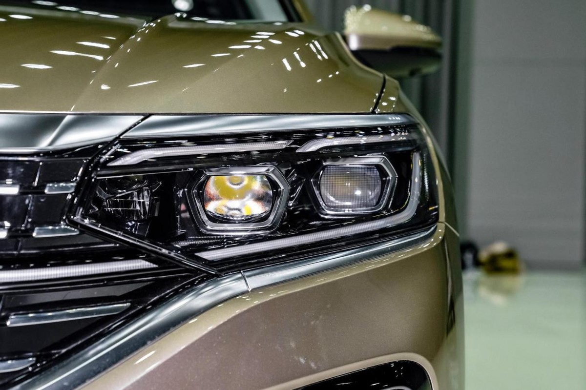 来势汹汹的新*萨特帕**，加重又加长，三种动力可选，降至17.99万起