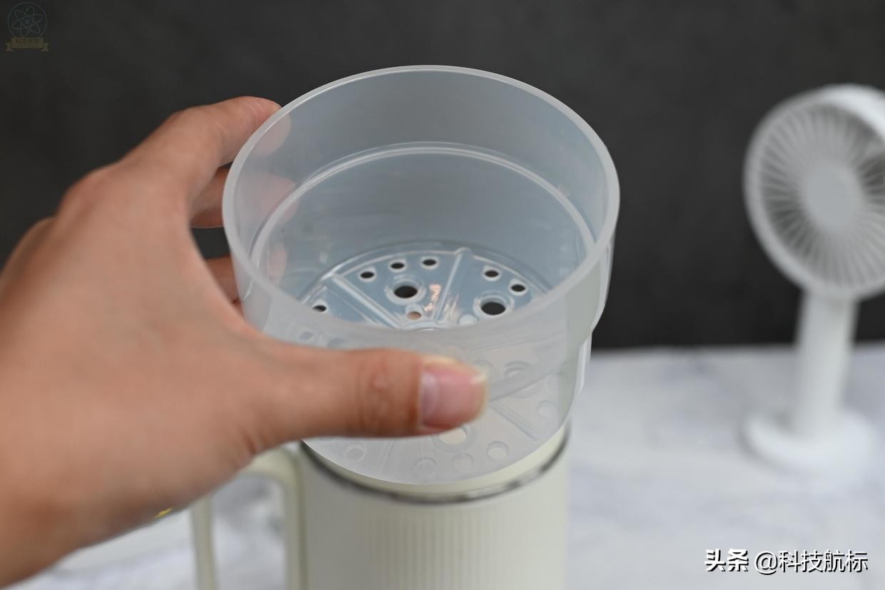 七彩叮当养生壶质量好还是小熊好,七彩叮当养生壶炖煮视频