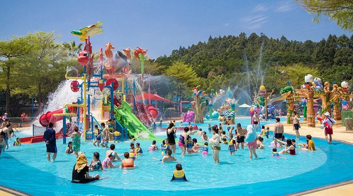 广州长隆水上乐园巨洪峡第一视角,广州长隆适合小朋友玩的水上乐园