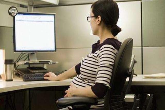 为什么怀孕还工作,有人问为什么怀孕还上班怎么回答