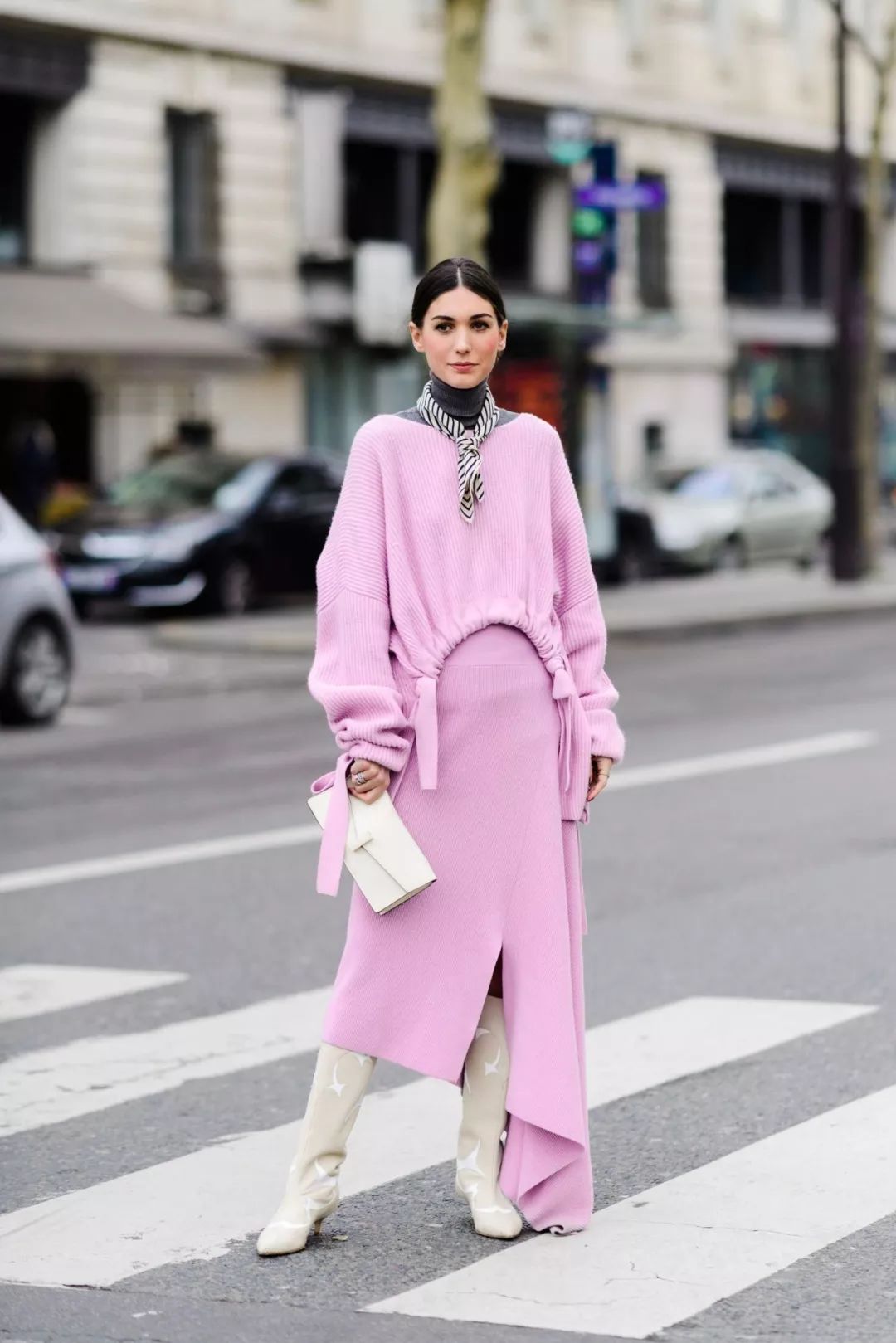 冬天气质淑女型穿搭,穿清冷慵懒风衣服