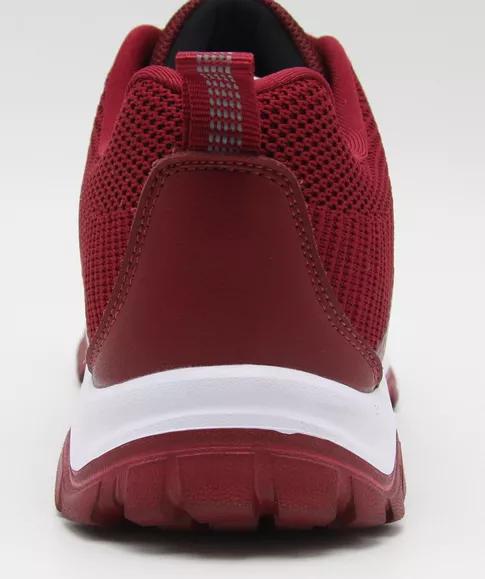 比另一半更能带来安全感的，居然是一双舞极限轻动鞋？