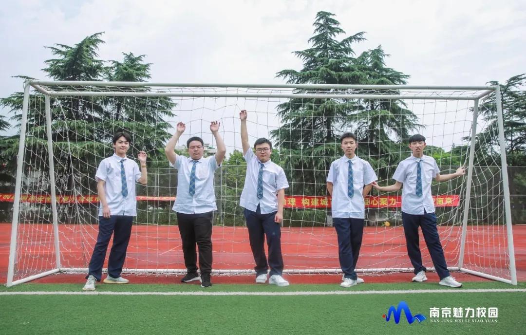 毕业纪念册六年的回忆,高三11班毕业纪念册