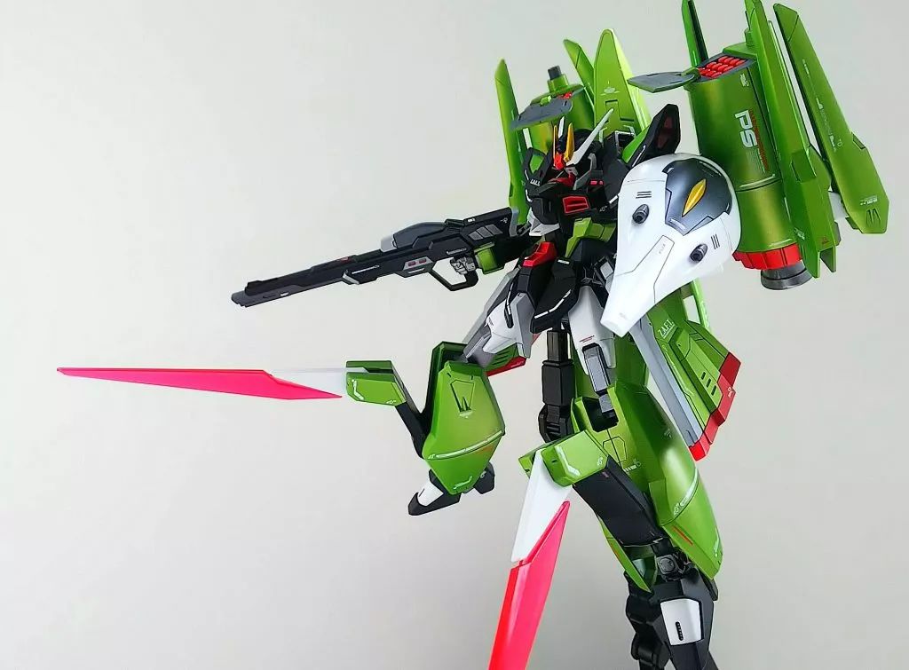 佳作：不同比例的巧妙融合，装上背包你就是混沌高达