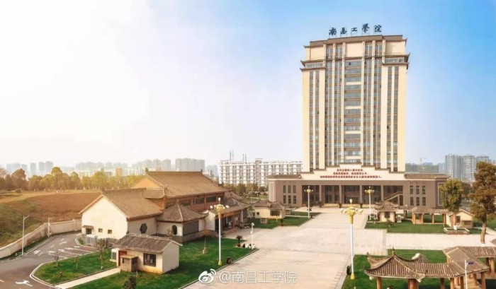 学子圆梦大学,要好好努力实现本科梦