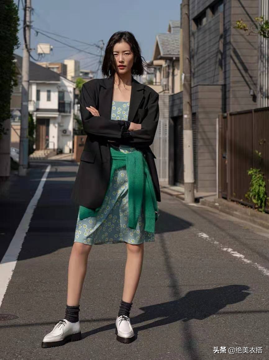怎么穿出显瘦感,小个子显腰线穿搭