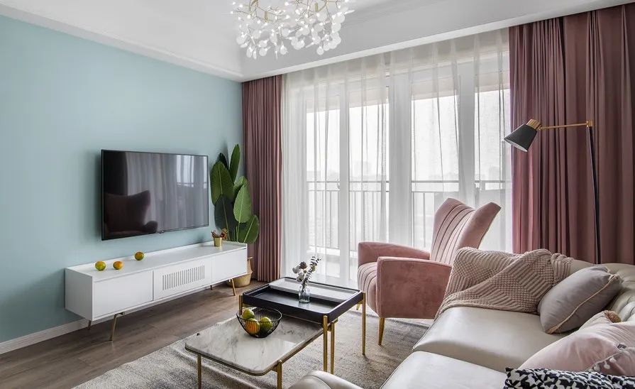 窗帘到底怎么搭配才好看,窗帘如何搭配给你们一些建议