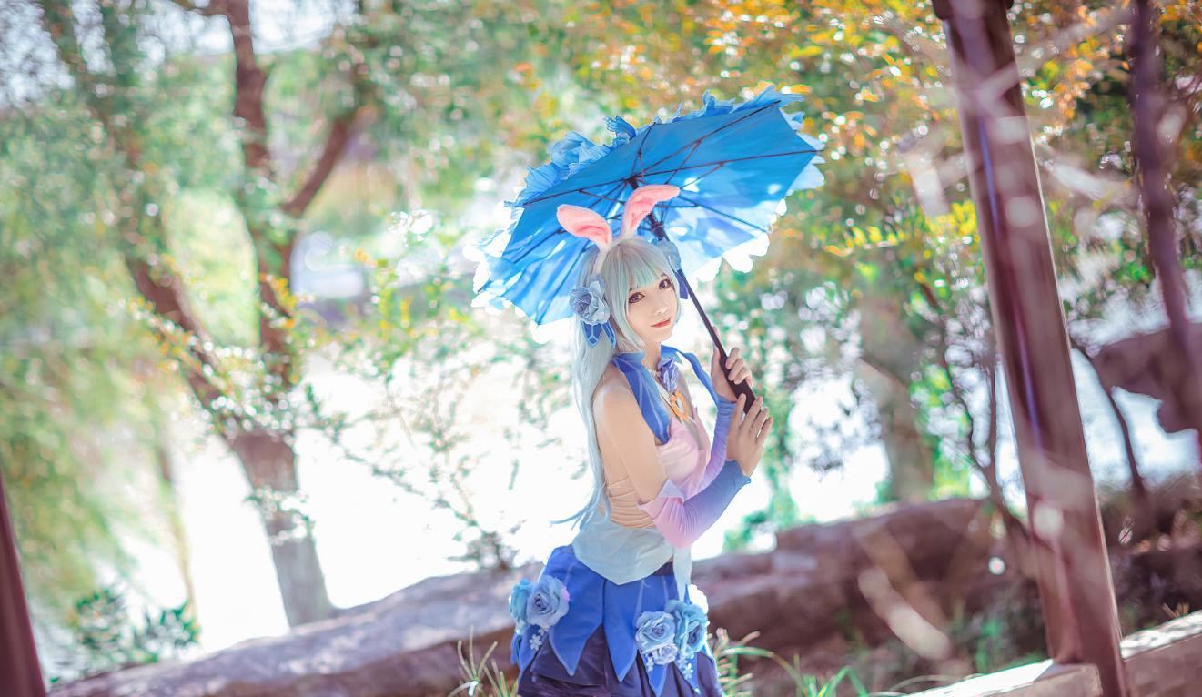 王者荣耀公孙离无限星官cos,王者荣耀公孙离无限星赏官cos真人