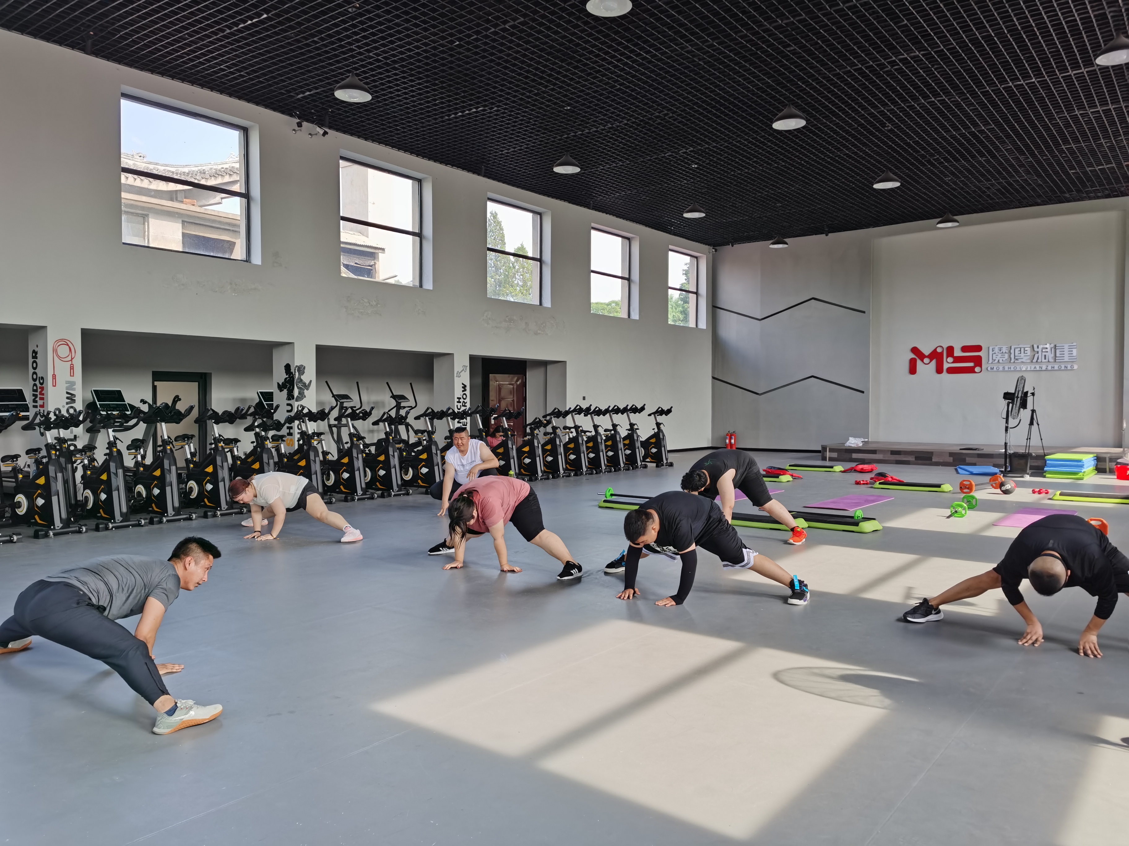 乌市减肥训练营封闭式魔瘦,秦皇岛减肥训练营超减达人