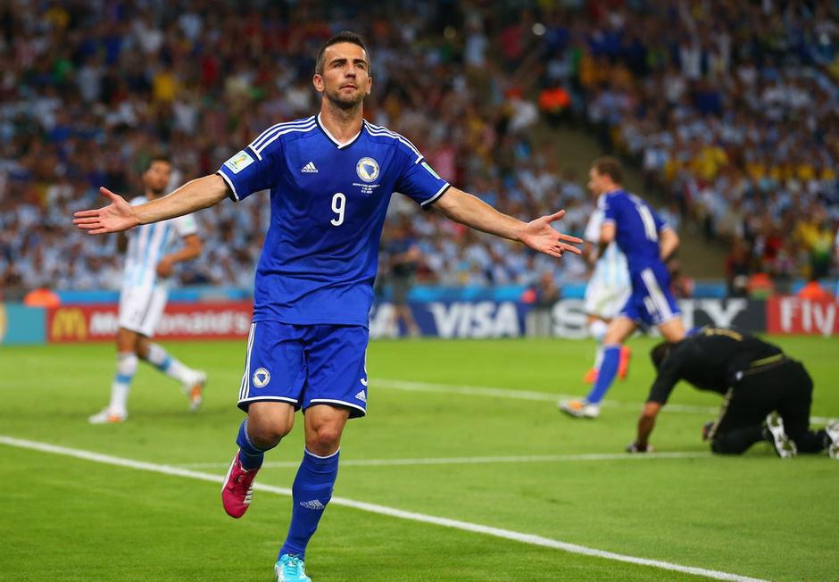 德甲沙尔克04vs勒沃库森哪队占优,德甲沙尔克04vs勒沃库森前瞻分析