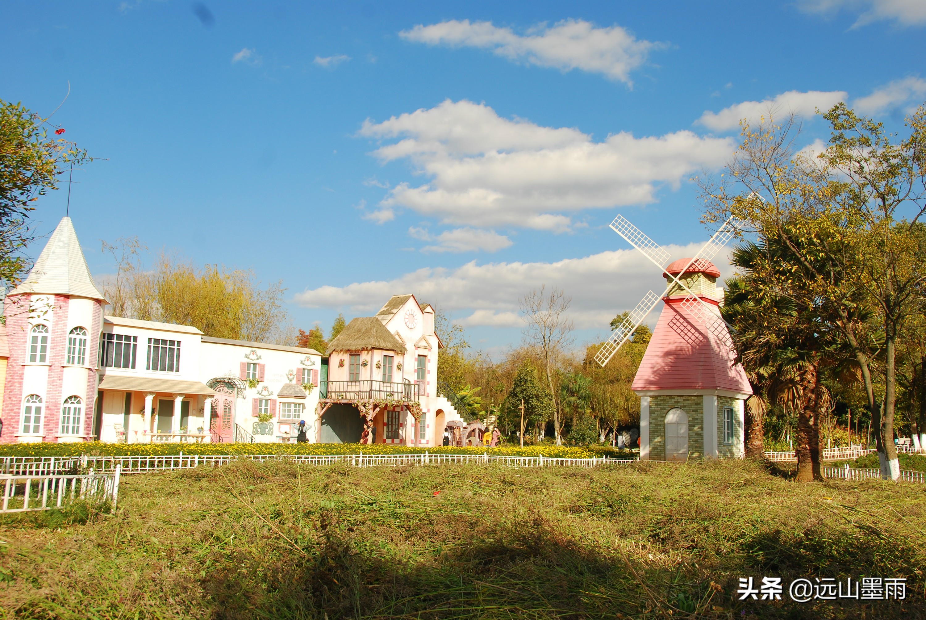 昆明呈贡适合拍婚纱的湿地公园,昆明大渔婚纱主题公园