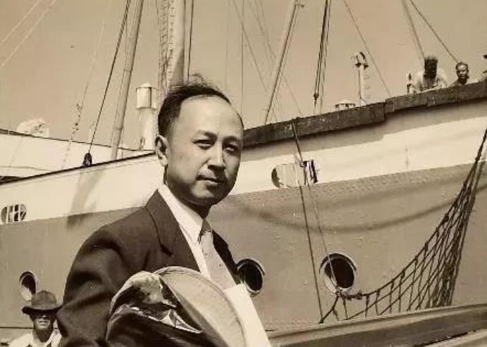 英国顶级科学家牛顿,英国科学家牛顿晚年研究方向