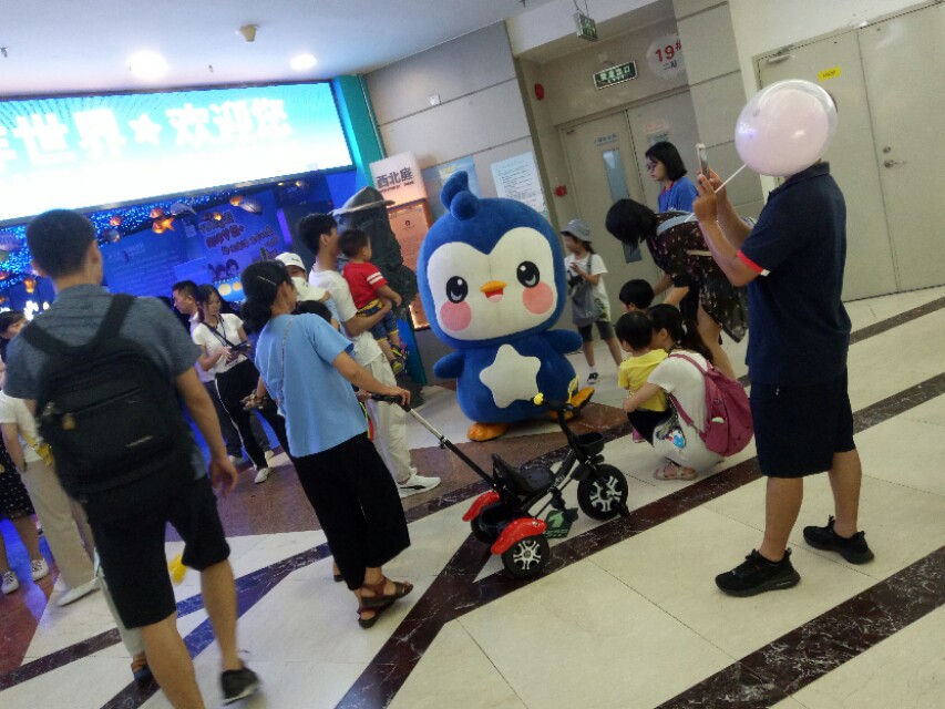 广州北京路步行街全景,广州市步行街怎么样