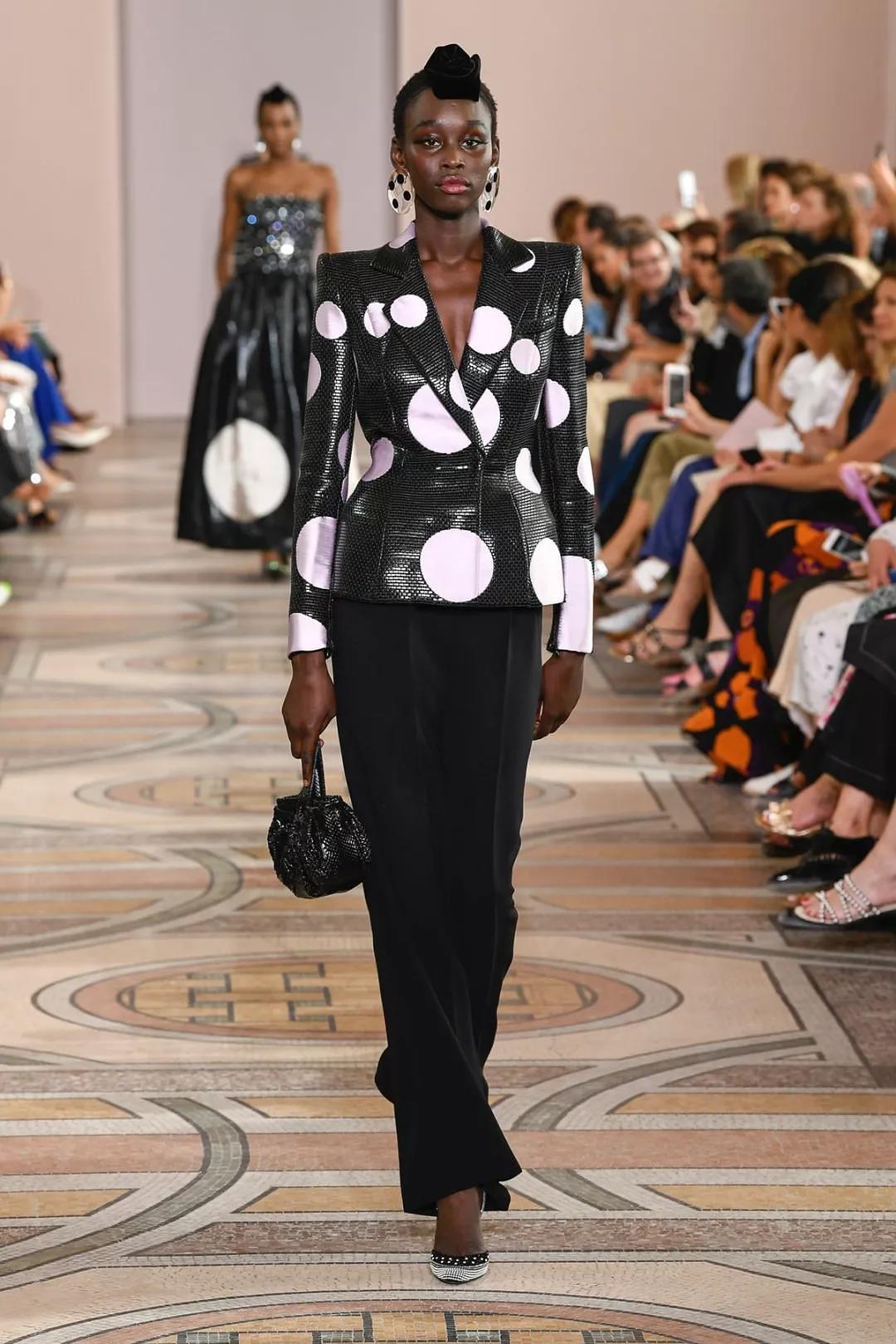 优雅不是炫耀,阿玛尼高定装