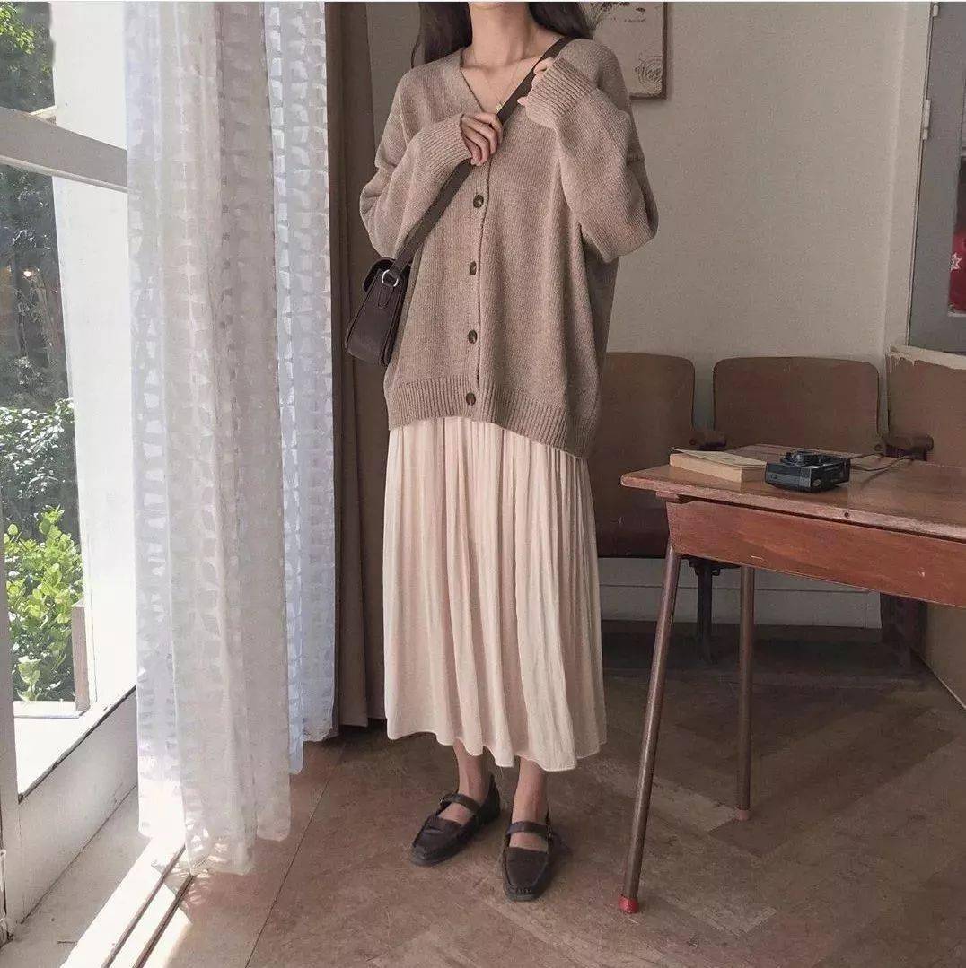 秋天了第一条裙子图片,秋天第一条仙女裙