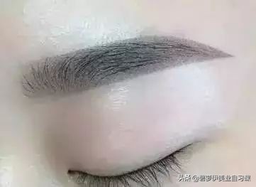 雾状眉气质眉,现在流行雾眉还是丝绒眉