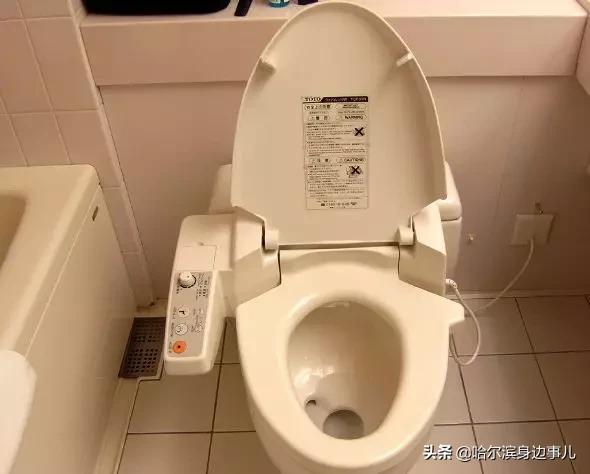 用智能马桶洗屁屁的好处,智能马桶冲洗完屁股还有屎吗