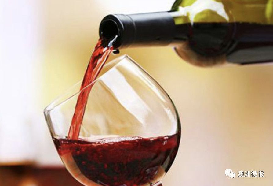 晚上喝一杯红酒坚持了一年的效果,每天一杯红酒胜过人参