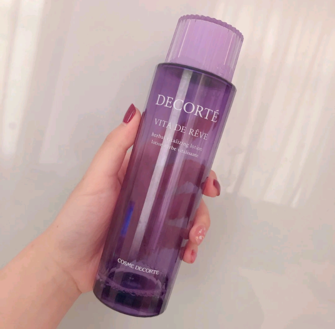 便宜实惠好用的收缩毛孔爽肤水,性价比较高适合毛孔粗大爽肤水