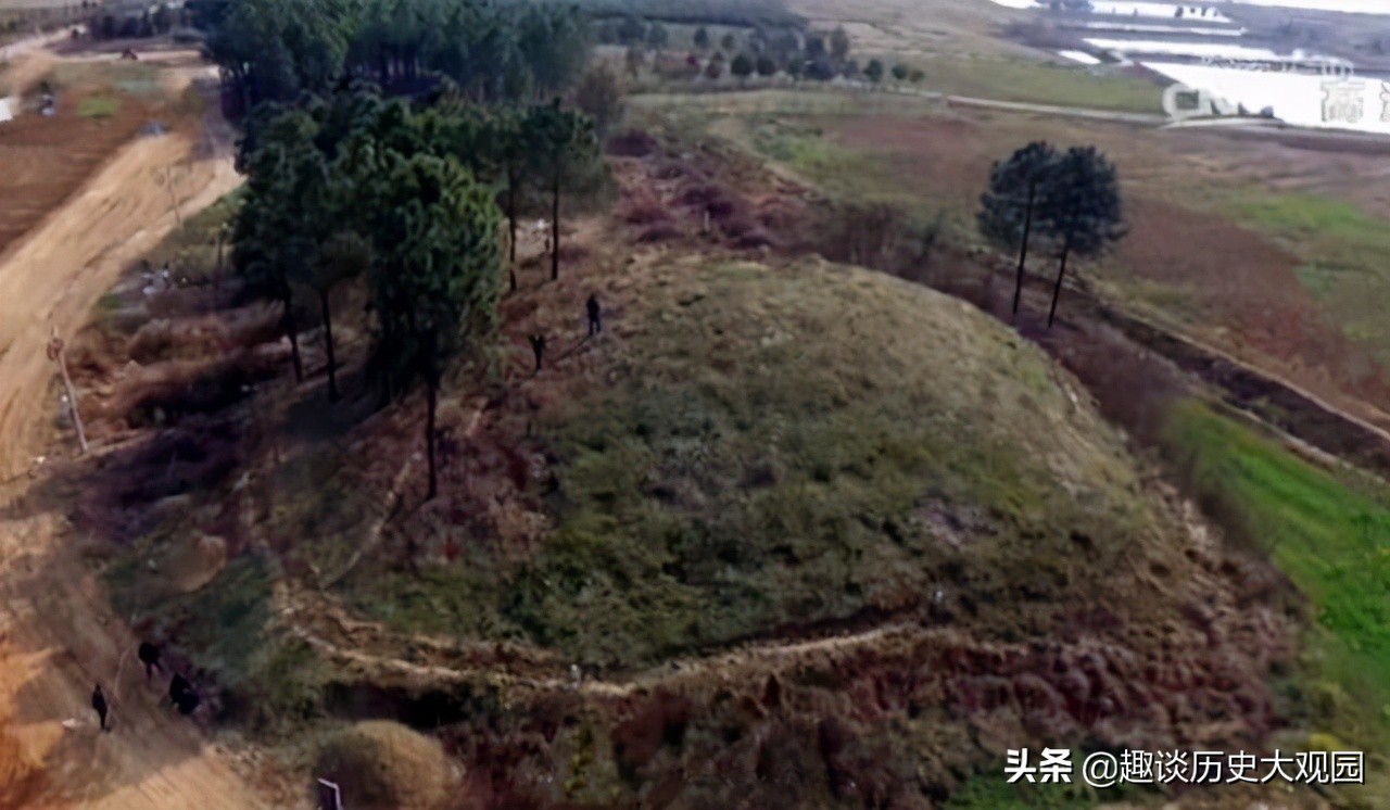 考古神秘的三个古墓,探索古墓发现神秘大墓