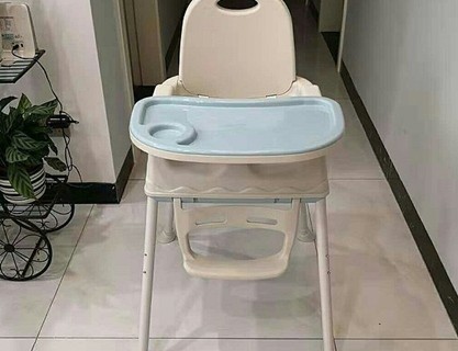 哪个品牌的儿童餐椅质量好,儿童实木餐椅十大品牌排名是什么