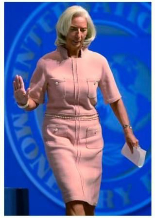 轻盈浪漫,裸粉色法式