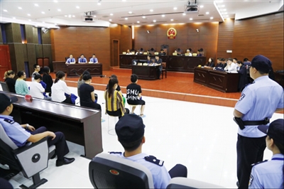 假化肥犯罪团伙判刑,假化肥大案