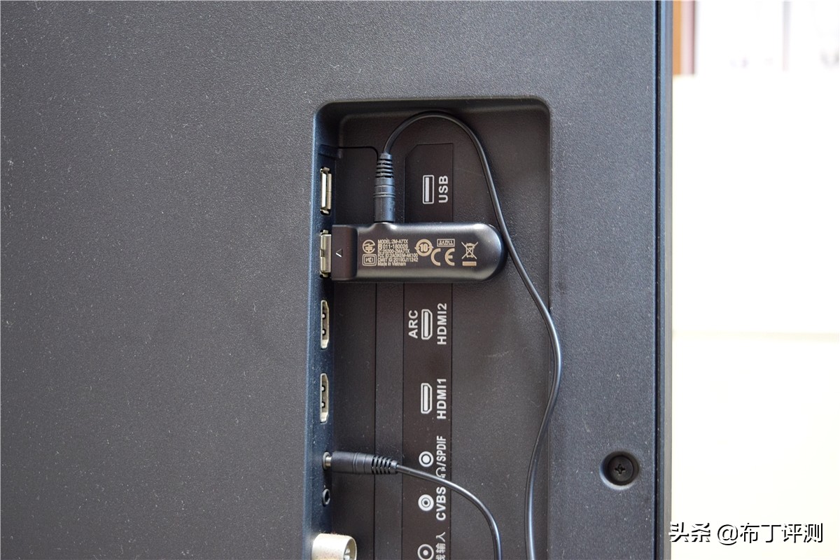 便携式蓝牙音箱带话筒,便携环绕音箱