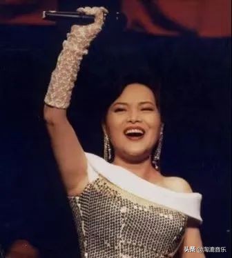 龙飘飘对你怀念特别多伴奏,龙飘飘特别怀念你